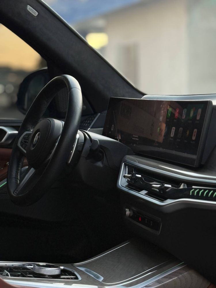 BMW X7 40i (Restyling)