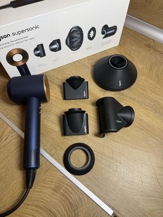 Dyson Сешоари Розов/Червен/Син