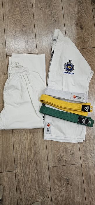 Кимоно для тхэквондо