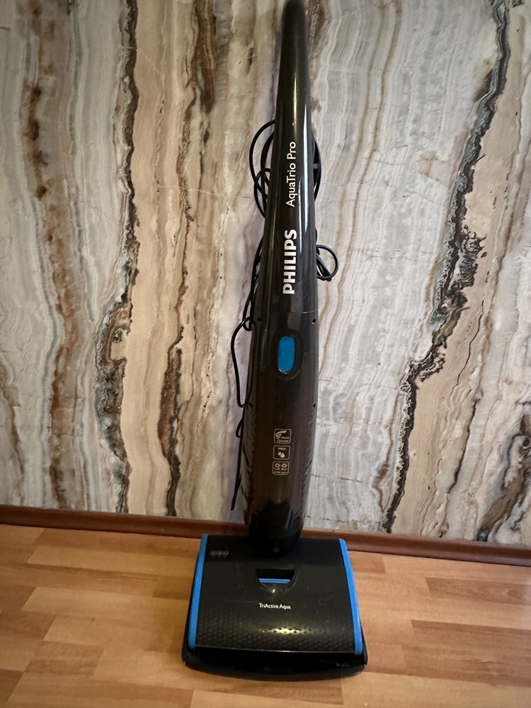 Прахосмукачка Philips AquaTrio Pro