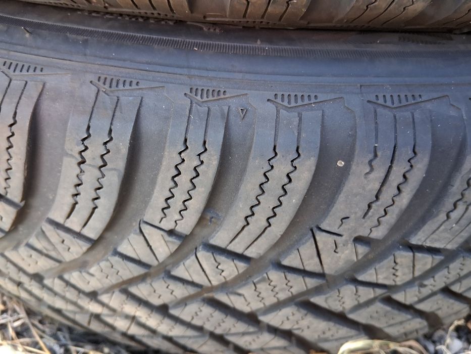 4бр нови качествени зимни гуми HANKOOK 185/65/15 DOT 2023г.цена 280лв.