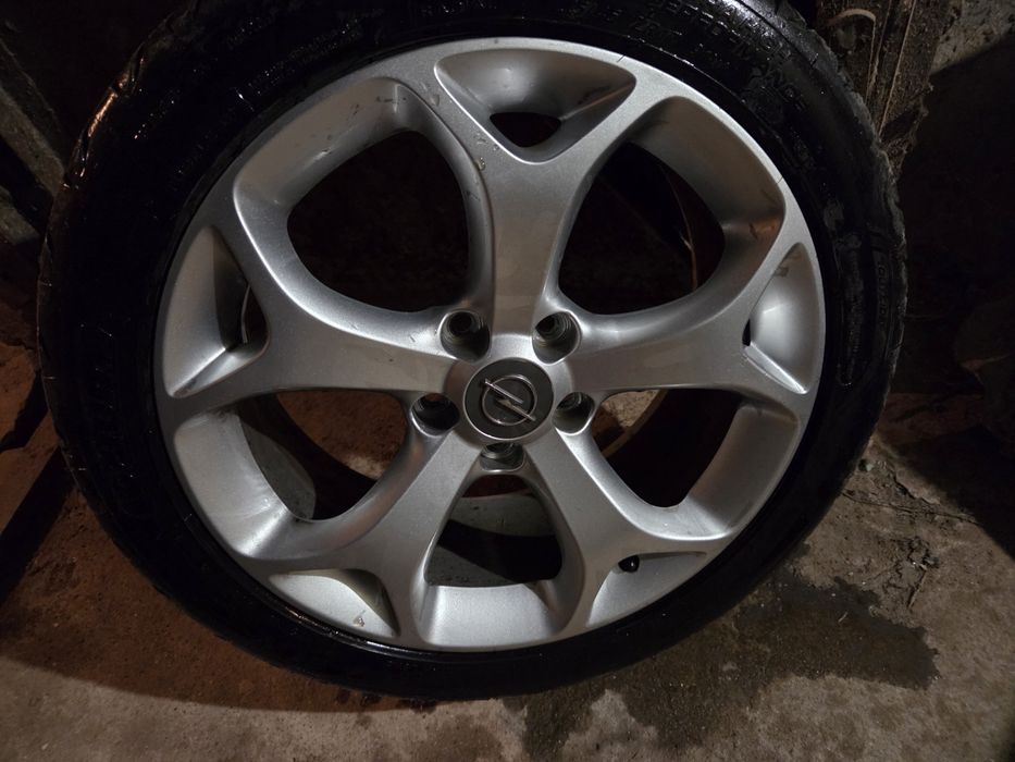 Джанти с гуми 5х110 17