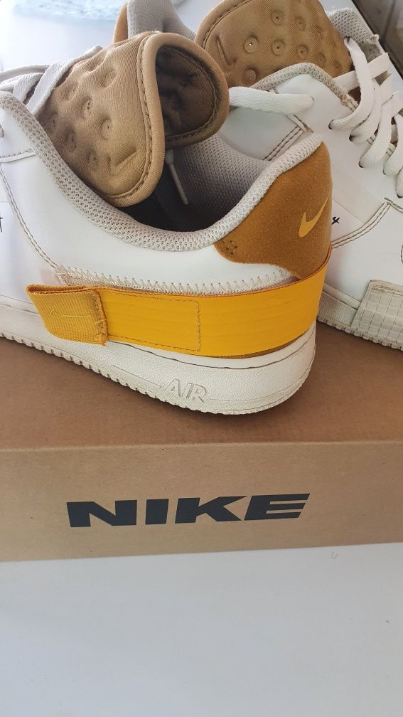 Nike Air Force 1 Type sneakers