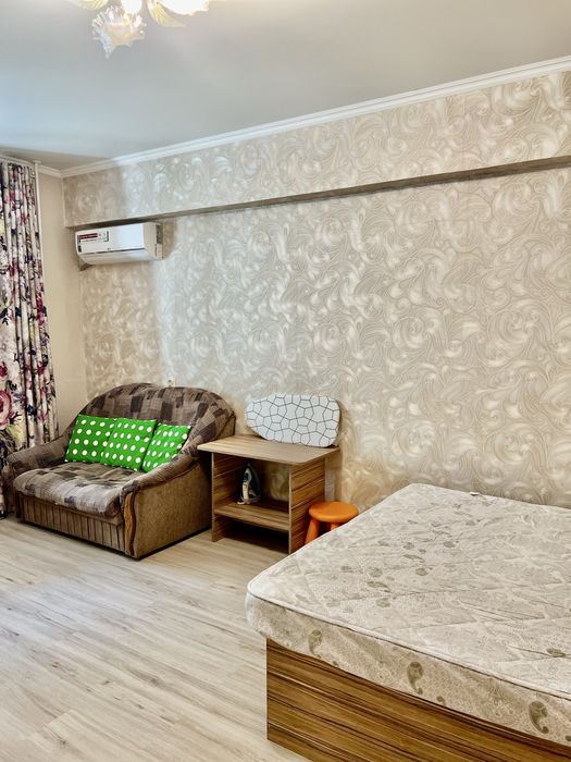 Сдам однокомнатеую квартиру Достык Чайкиной3а