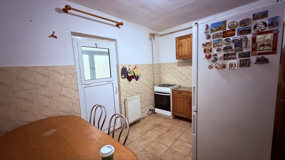 Apartament 3 camere, decomandat, etaj 2, 22 Decembrie 1989, proprietar