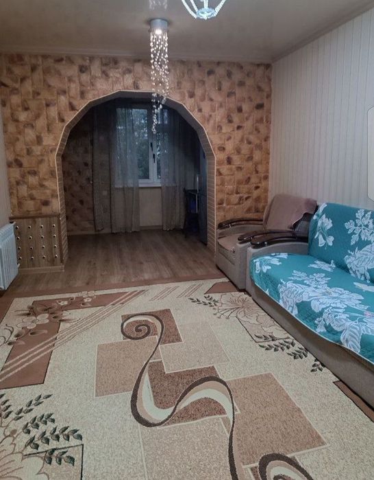 Юнсобод Бодомзор метрога 100м масофада квартира