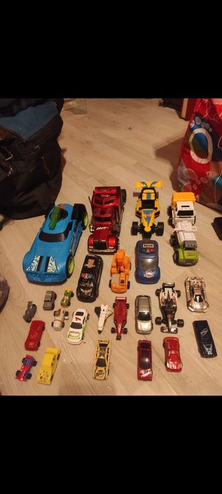 Vand 25 de masini pentru copii cu 35 de lei. Ploiesti, trimit in tara.