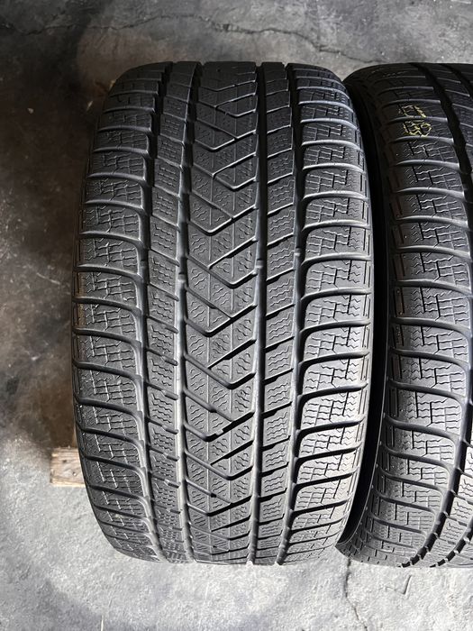 2 anvelope iarna 275/40/19 , Pirelli , 5.7 mm