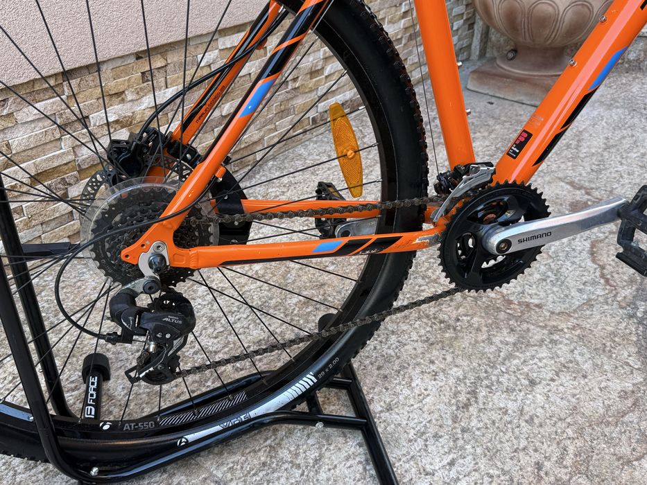 Trek Marlin 6 29 цола XL размер 3х8 скорости Altus