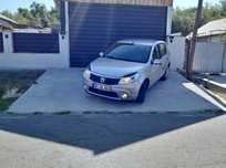 Dacia sandero benzina 1850 euro