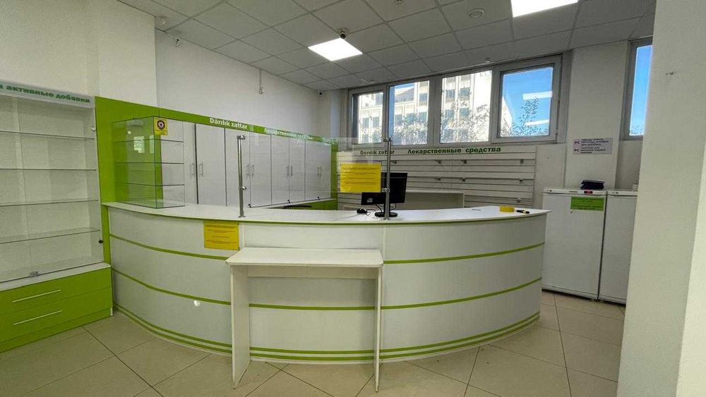 продам торговое оборудование недорого