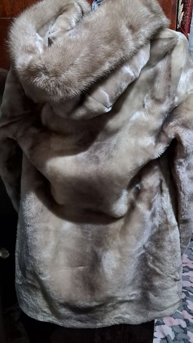 Продам шубу мутон