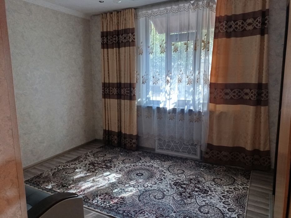 Сдается 2 комнаты в 3-х комнатной квартире.