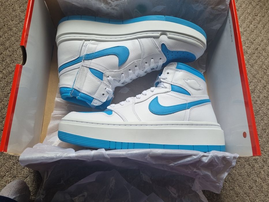 Adidasi Nike Jordan Marimea 43 nou cu eticheta