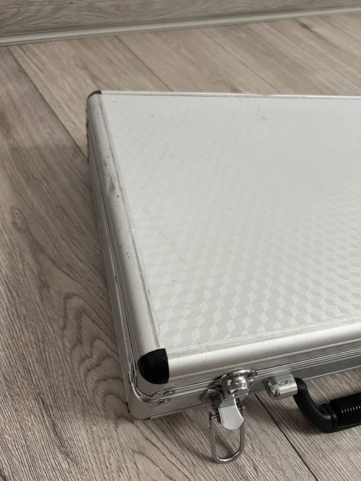 Geanta aluminiu cu maner 38 x 29 x 10 cm