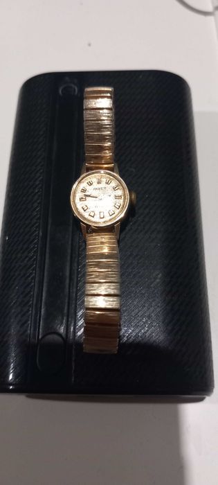 Ceas vechi de damă  aur nefuncțional