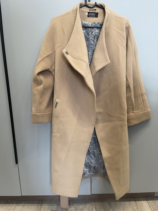 Продам пальто размер 44-46 весеннее/осеннее