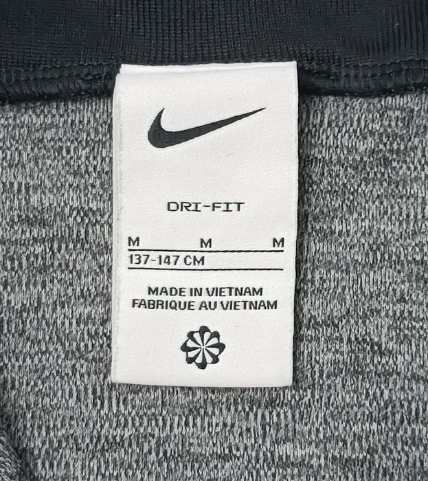 Nike DRI-FIT оригинално горнище ръст 137-147см Найк спорт суичър