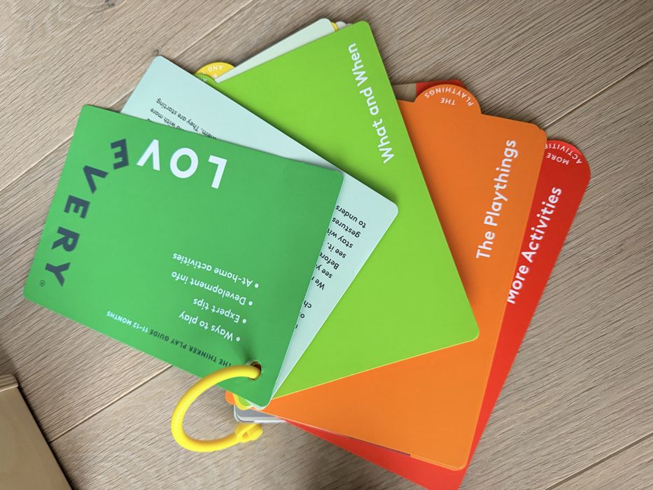 Set Lovevery 11-12 luni The Thinker