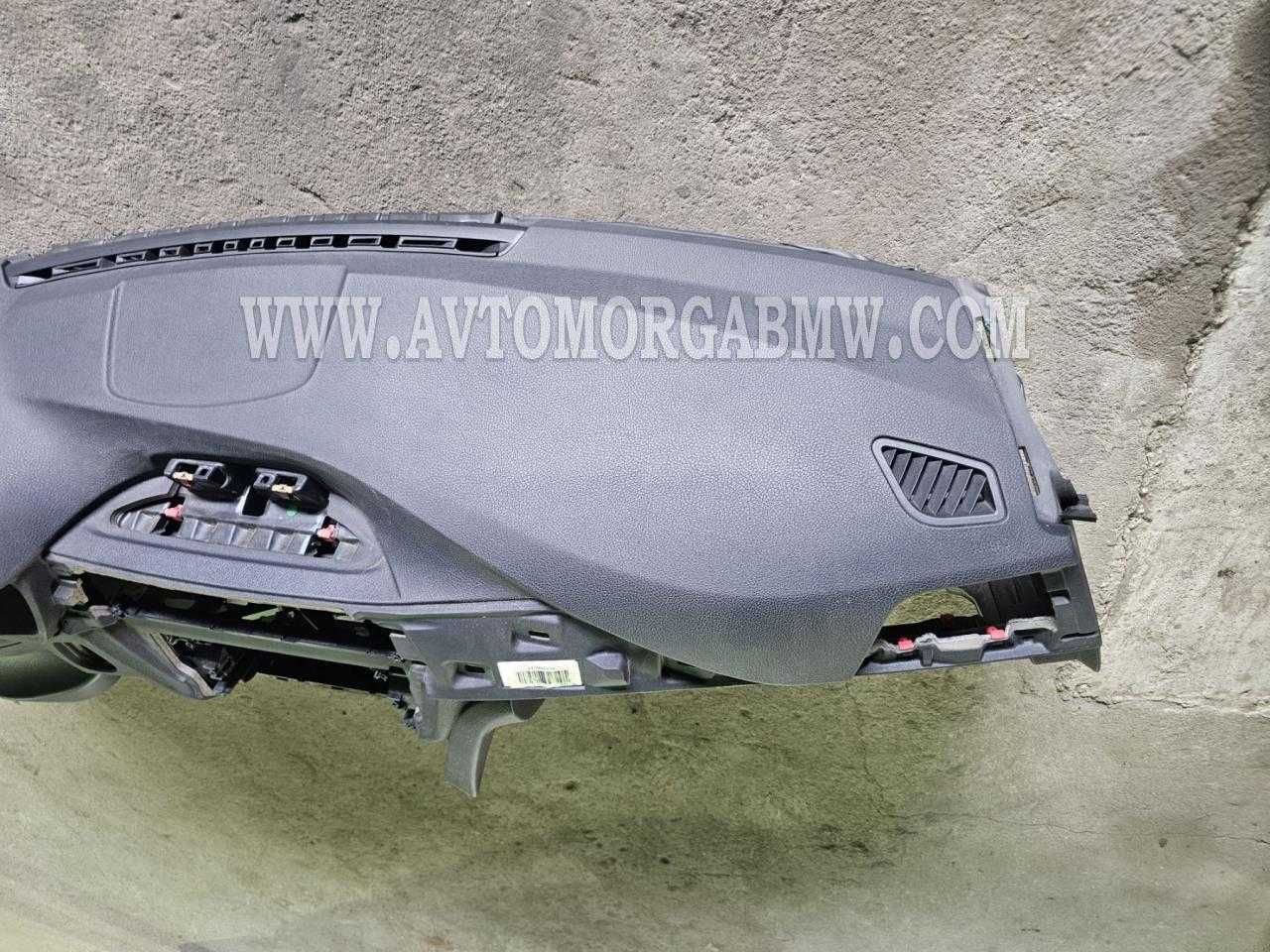 Арматурно табло  черно Ф30 Ф31 Бмв Bmw F30 F31 ф32 ф33 ф34