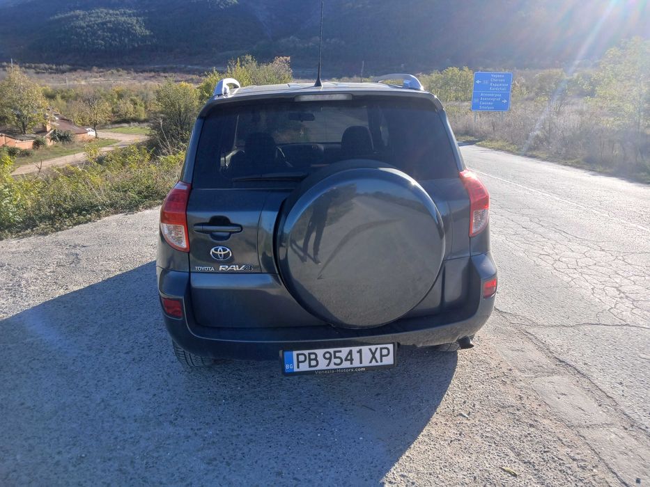 Toyota rav 4 2.2 136  d4d 2007g