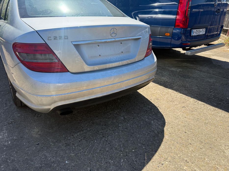 Dezmembrez Mercedes c220 w204 AMG kit amg interior exterior