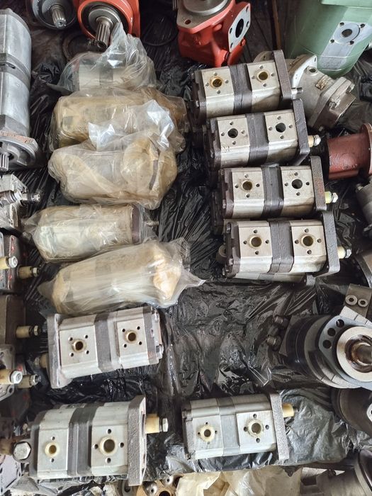 Pompe hidraulice duble cu roti dintate noi originale