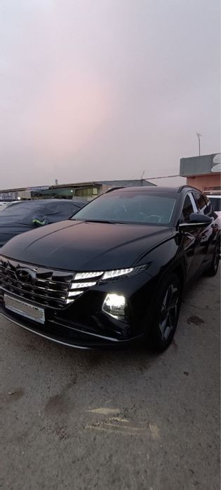 Хундай Туксон 2.5 LONG LUX FULL нахт еки бартир асосида тез сотилади