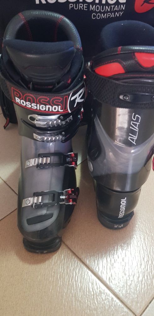 Ски екипировка ROSSIGNOL
