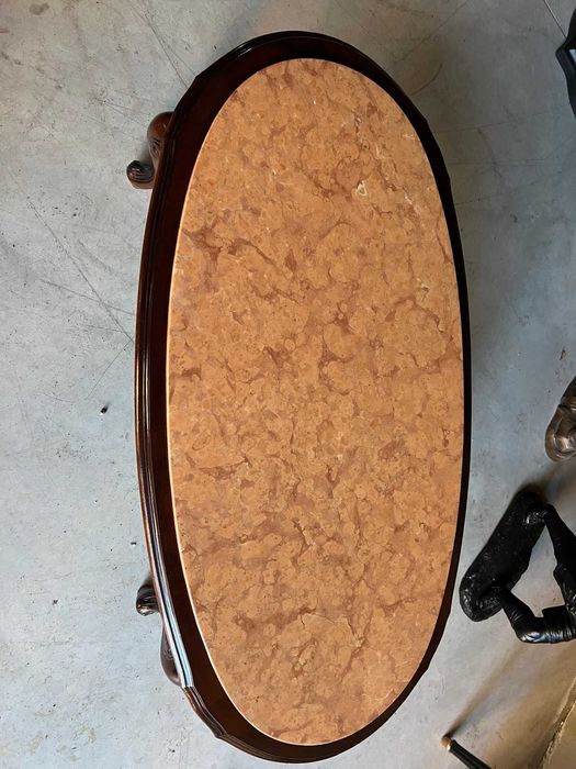 Masa de cafea baroc!