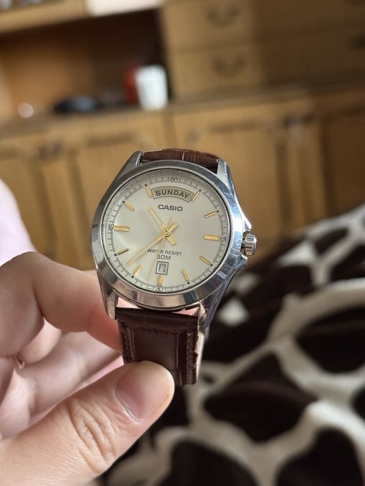 Часы Кварцевые CASIO MTP-1370L-1AVDF сталь есть коробка ,