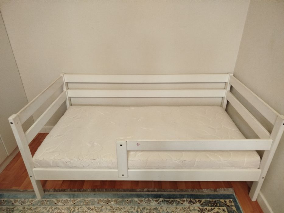 Продам детскую кровать