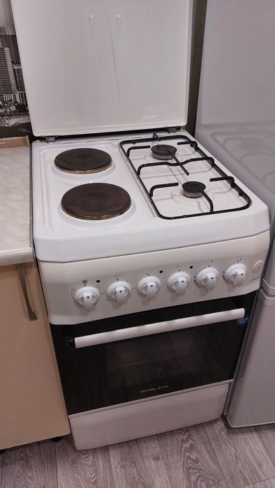 Продам плитку электрическая -газовая