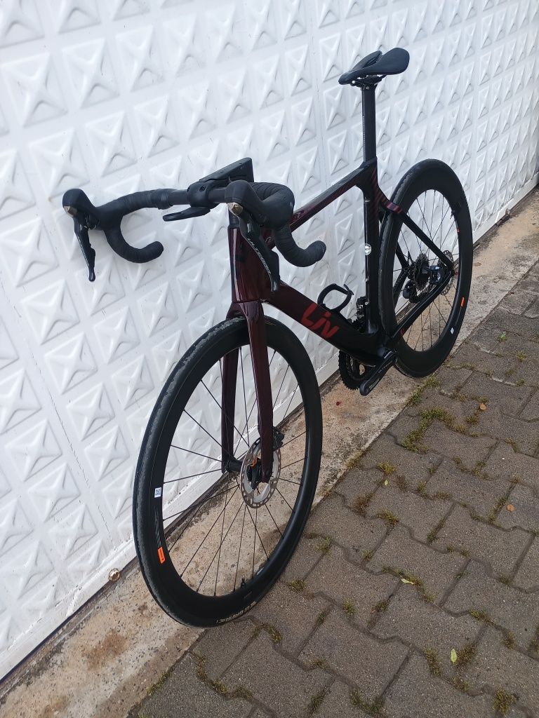 Giant Liv 28 цола Full Carbon