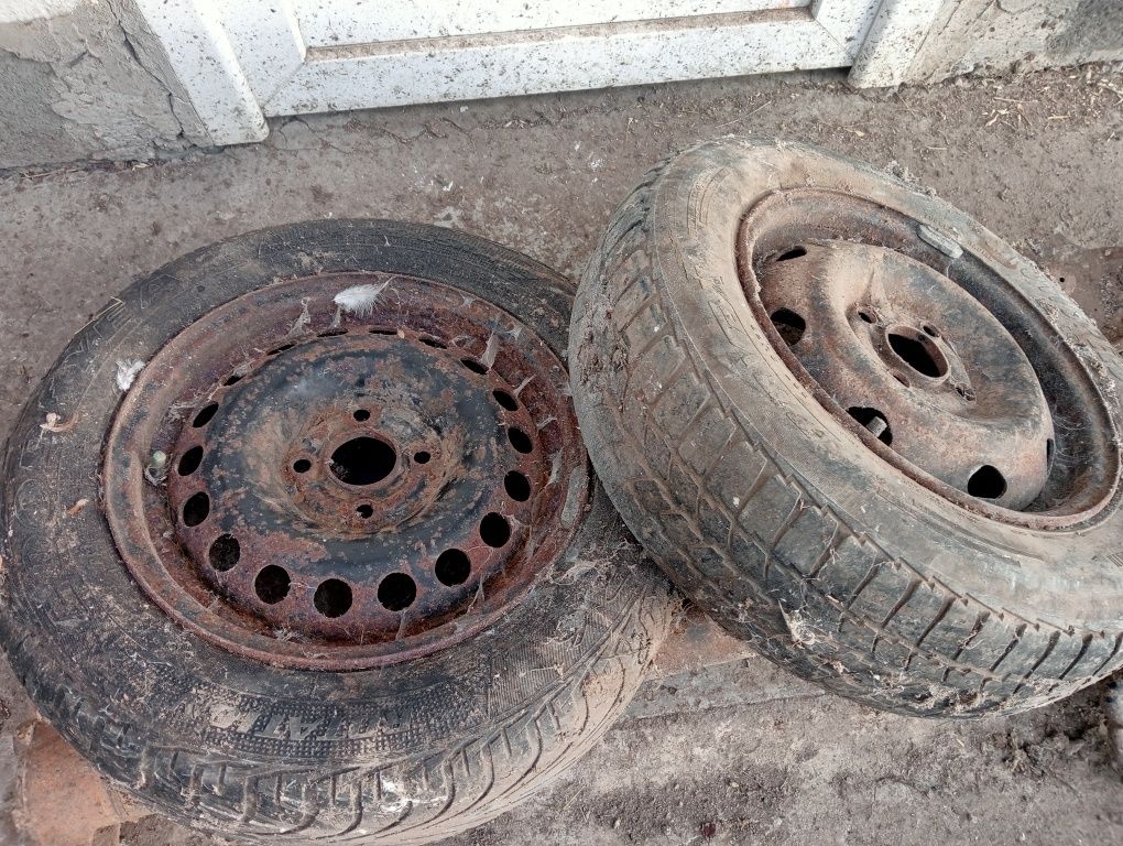 Capuri planetară Mercedes și punte spate Opel.