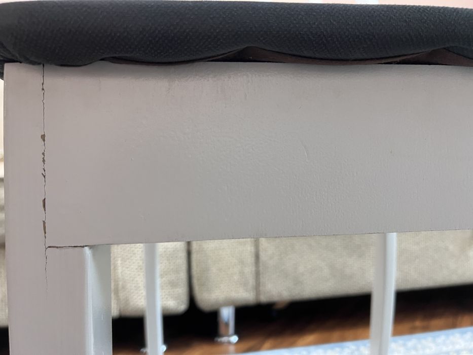 Стол и стулья комплект