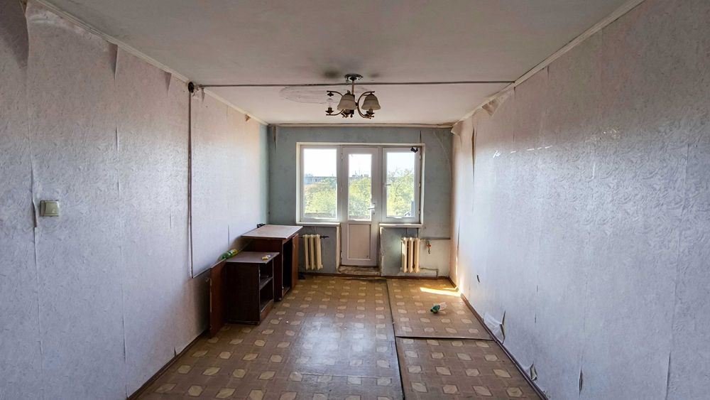 Продаётся САМАЯ ДЕШЁВАЯ- 2 комнатная квартира на МОЛДАГУЛОВА. Этаж 5/5