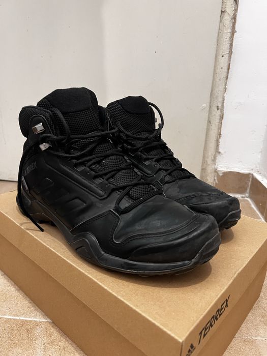 Adidas Terrex AX3 Continental