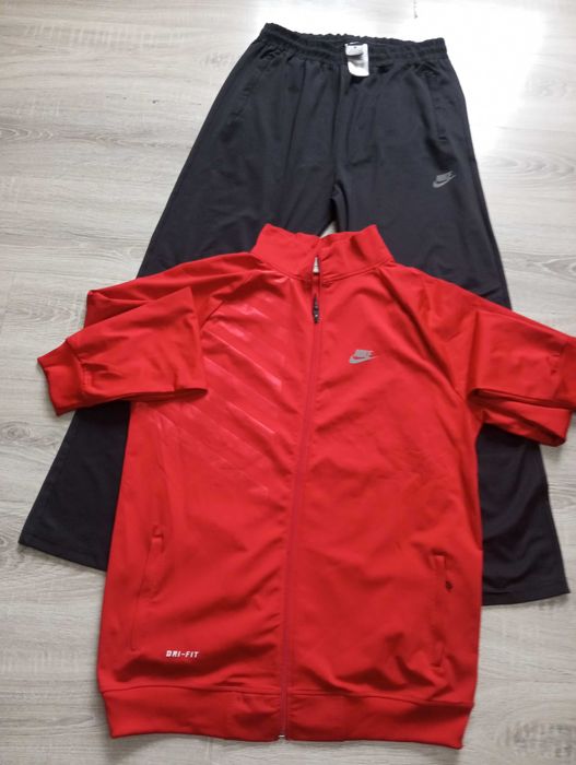 Мъжки екип на Nike