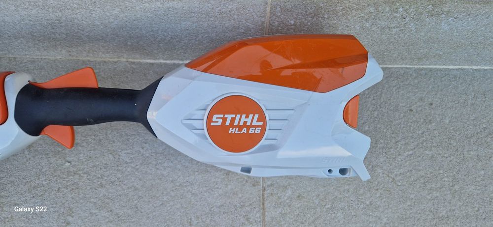 Stihl foarfeca de tuns gard viu pe acumulator
