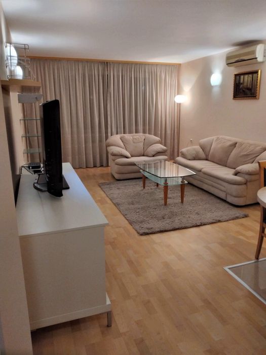 Дава се под наем Тристаен апартамент в София, Лозенец - 102 кв.м за 975 € - Снимка #1