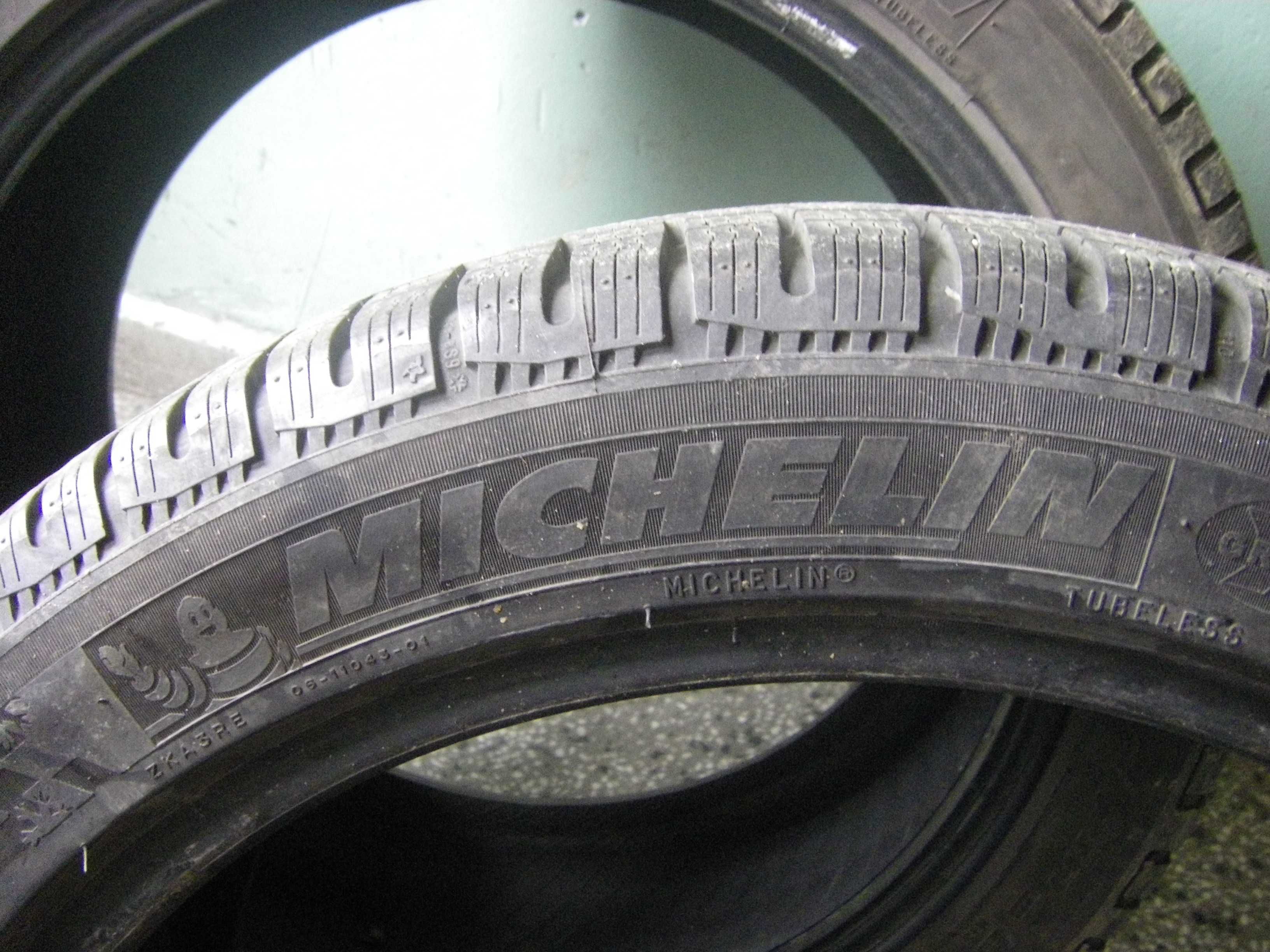 2 бр. гуми 275/40 19 Michelin