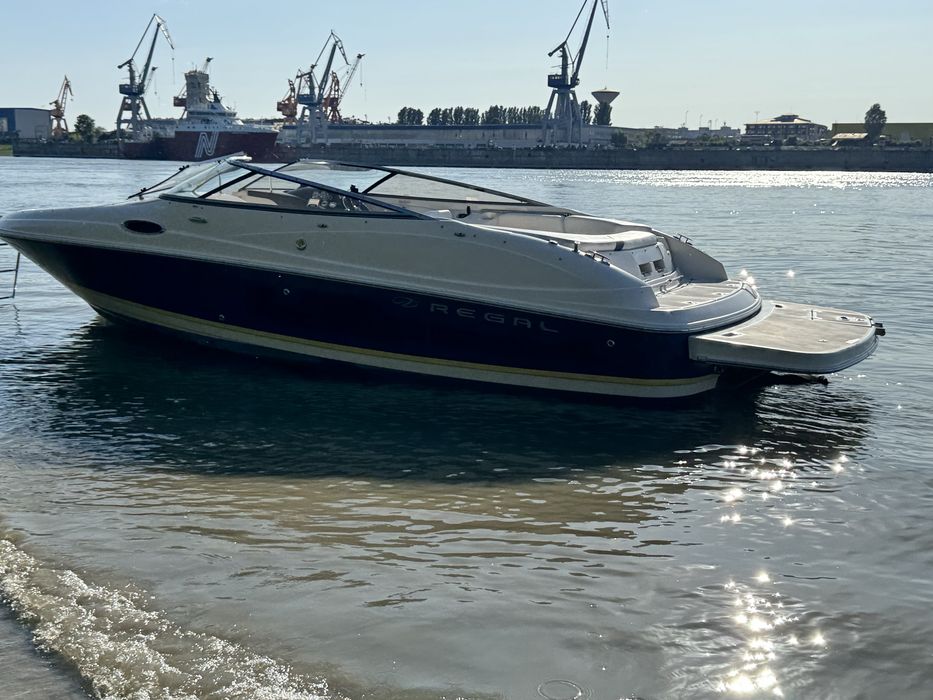 + Variante  Barca Regal 2400 An 2005 317 ore cu peridoc inclus