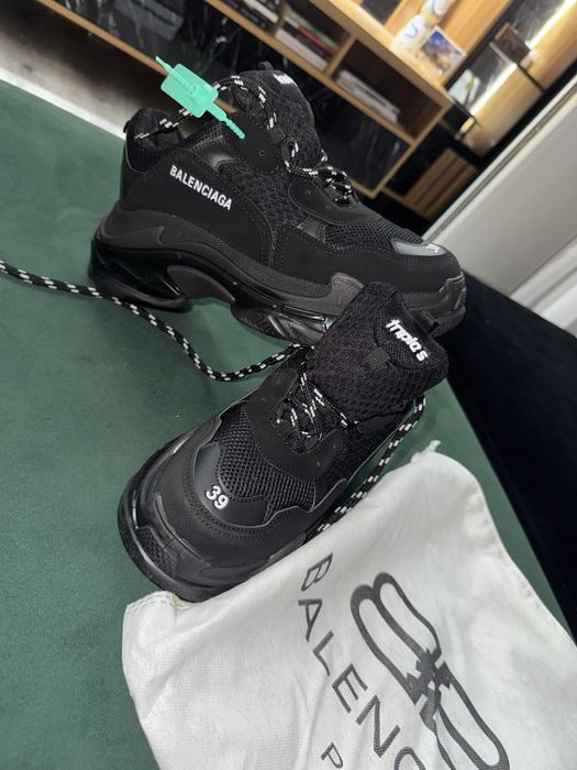 Balenciaga 39 NOI