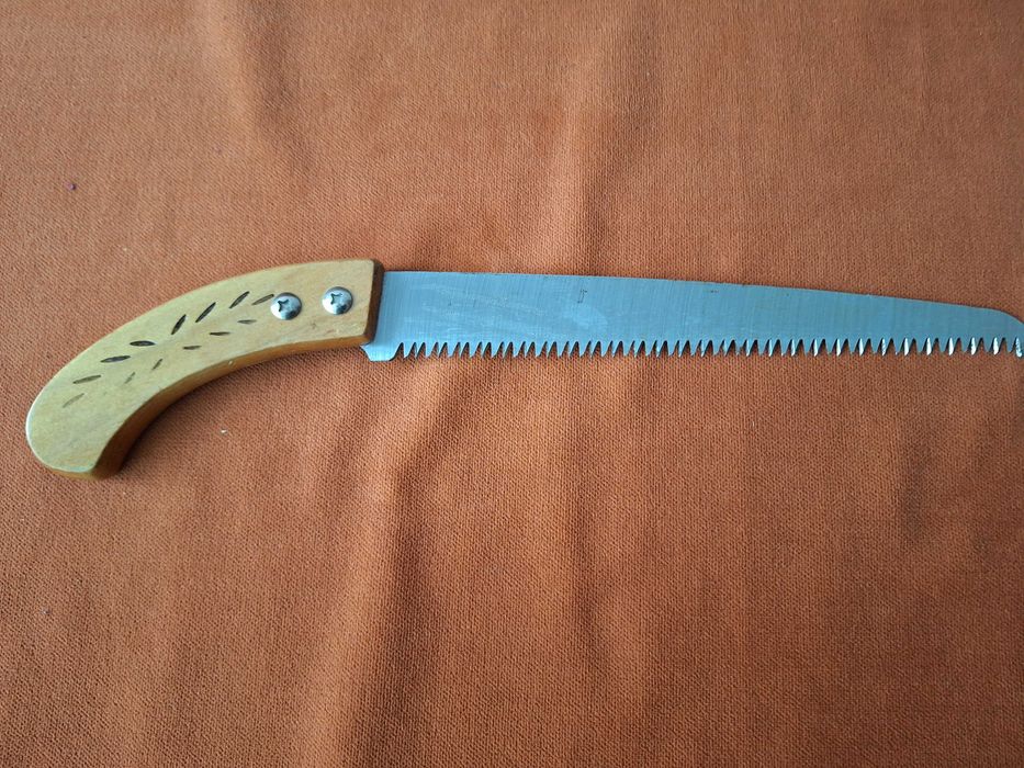 Ferăstrău manual din oțel inoxidabil cu mâner din lemn, lungime 30 cm