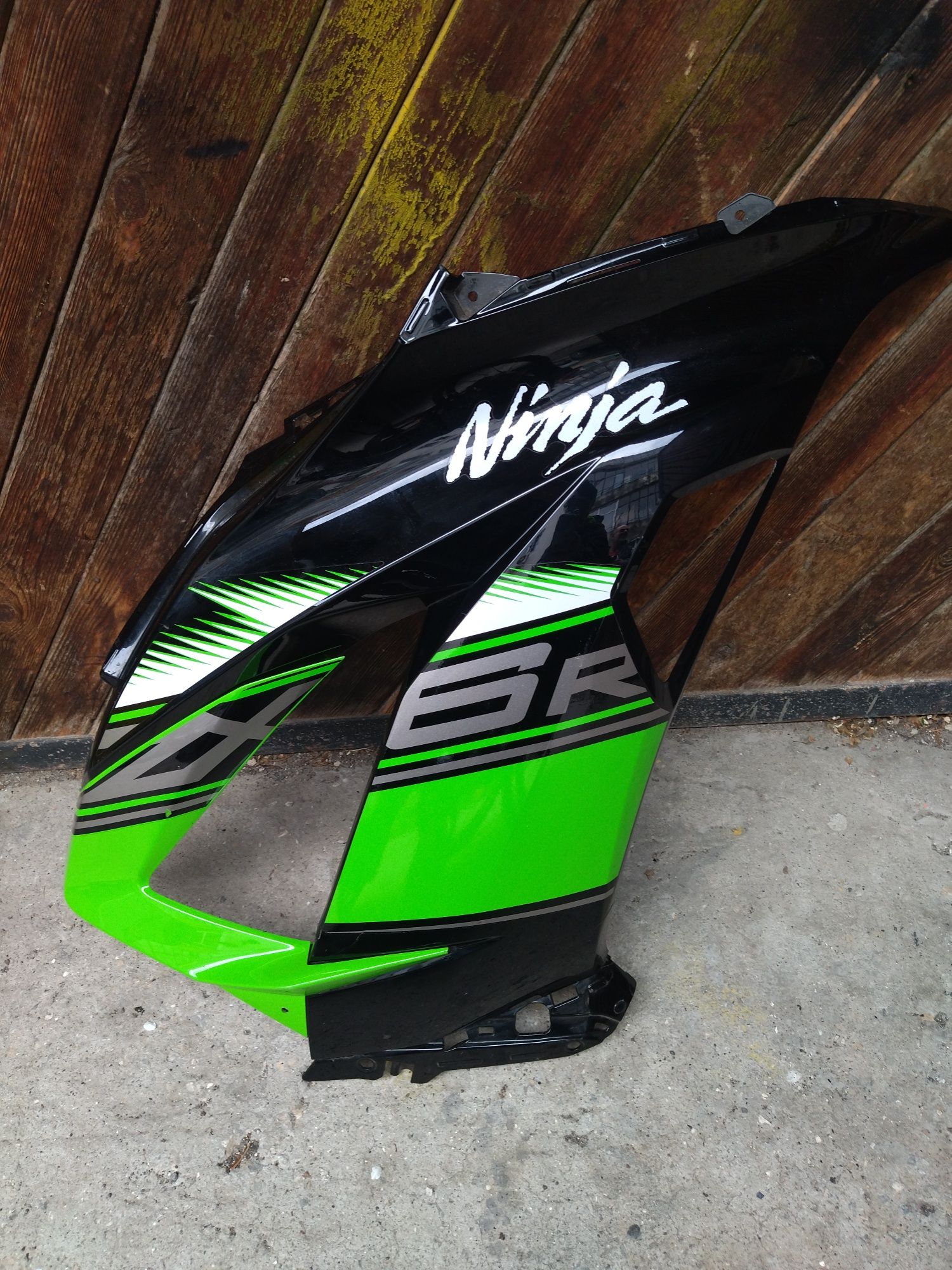 Kawasaki ZX6R  десен