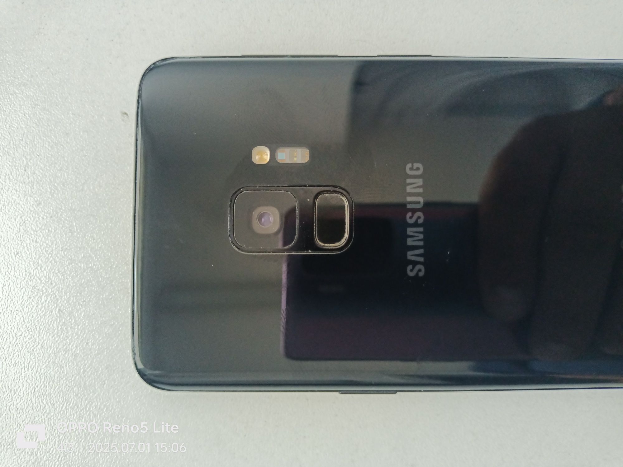 Vând Samsung S9 !