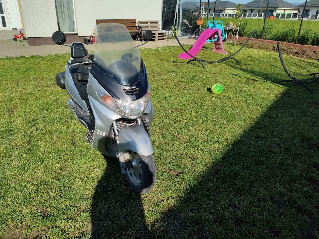 Suzuki Burgman 400