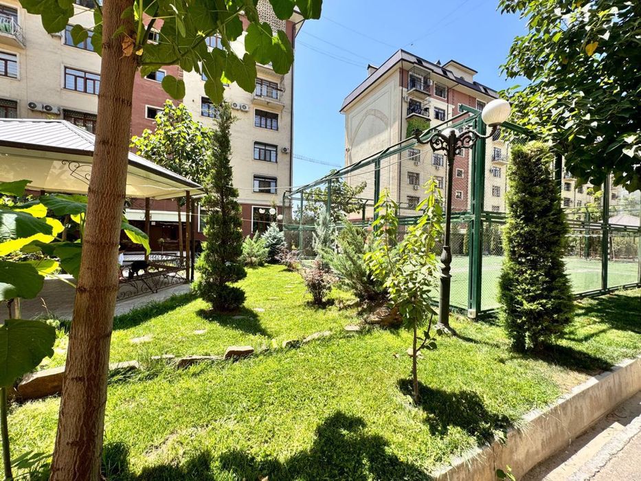 Срочно продается 4х комнатная квартира ул.Махтумкули новостройка