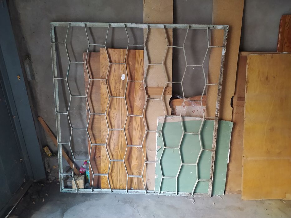 Решетка на окно  145 * 155